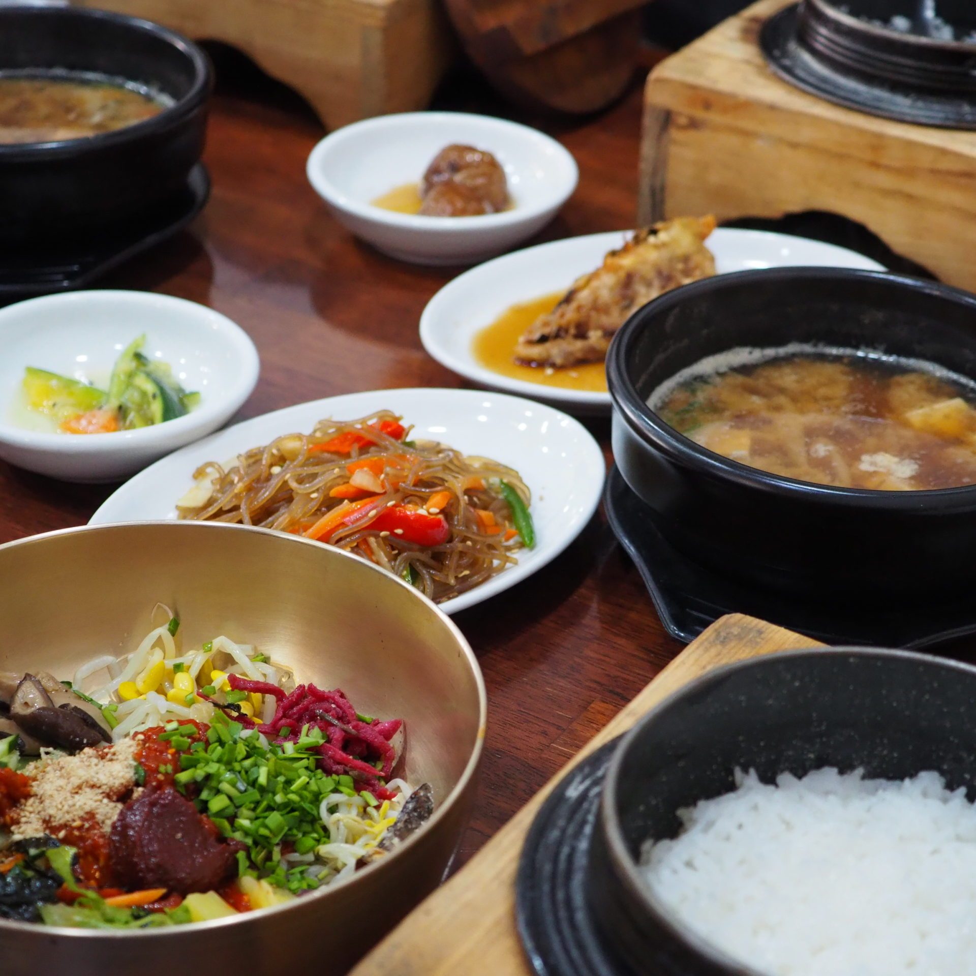 Yukhwe Bibimbap 육회비빔밥